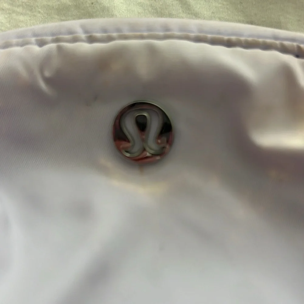 lulu makeup bag , bleach stains and makeup stains - Picture 3 of 6